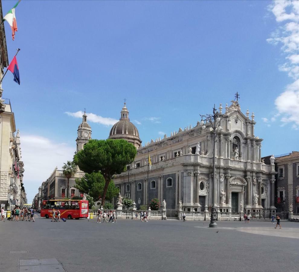 Dimora Vittorio Emanuele 392 Villa Catania Bagian luar foto
